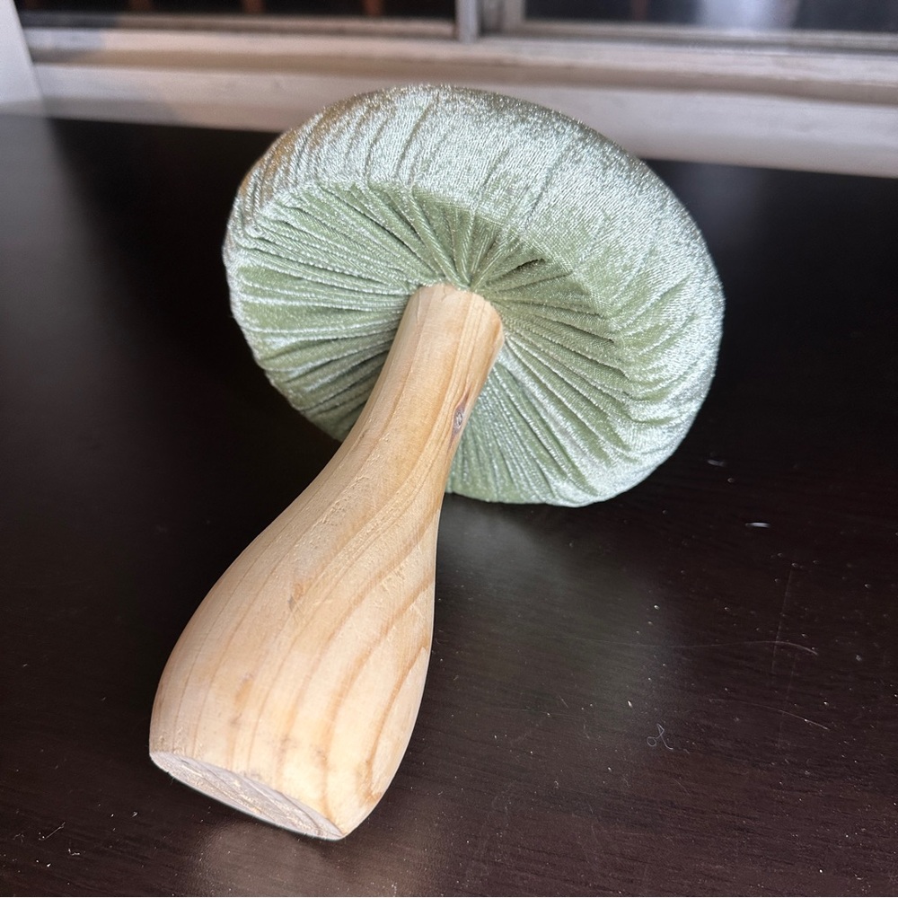 Flora Bunda Green Velvet 9” Mushroom Retro Mushrooms Shelf Sitter Medium Wood